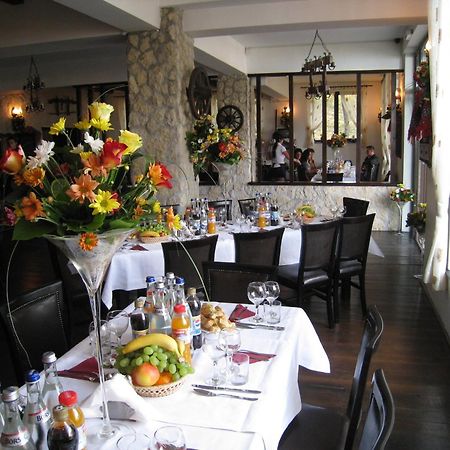Pension Casa Drumetului เปียตราเนียมซ์ ภายนอก รูปภาพ