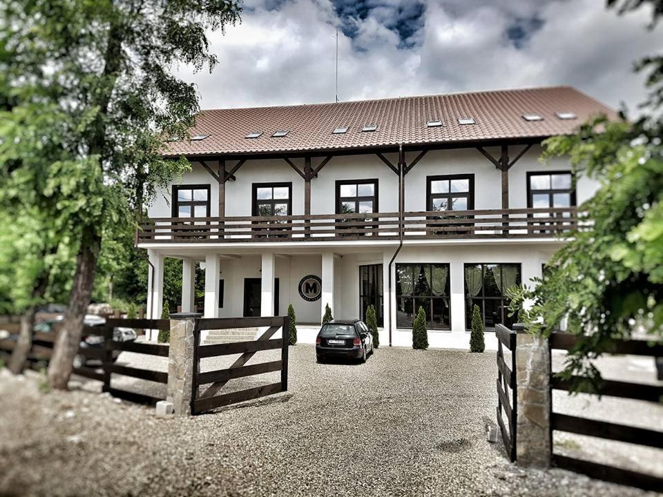 Pension Casa Drumetului เปียตราเนียมซ์ ภายนอก รูปภาพ