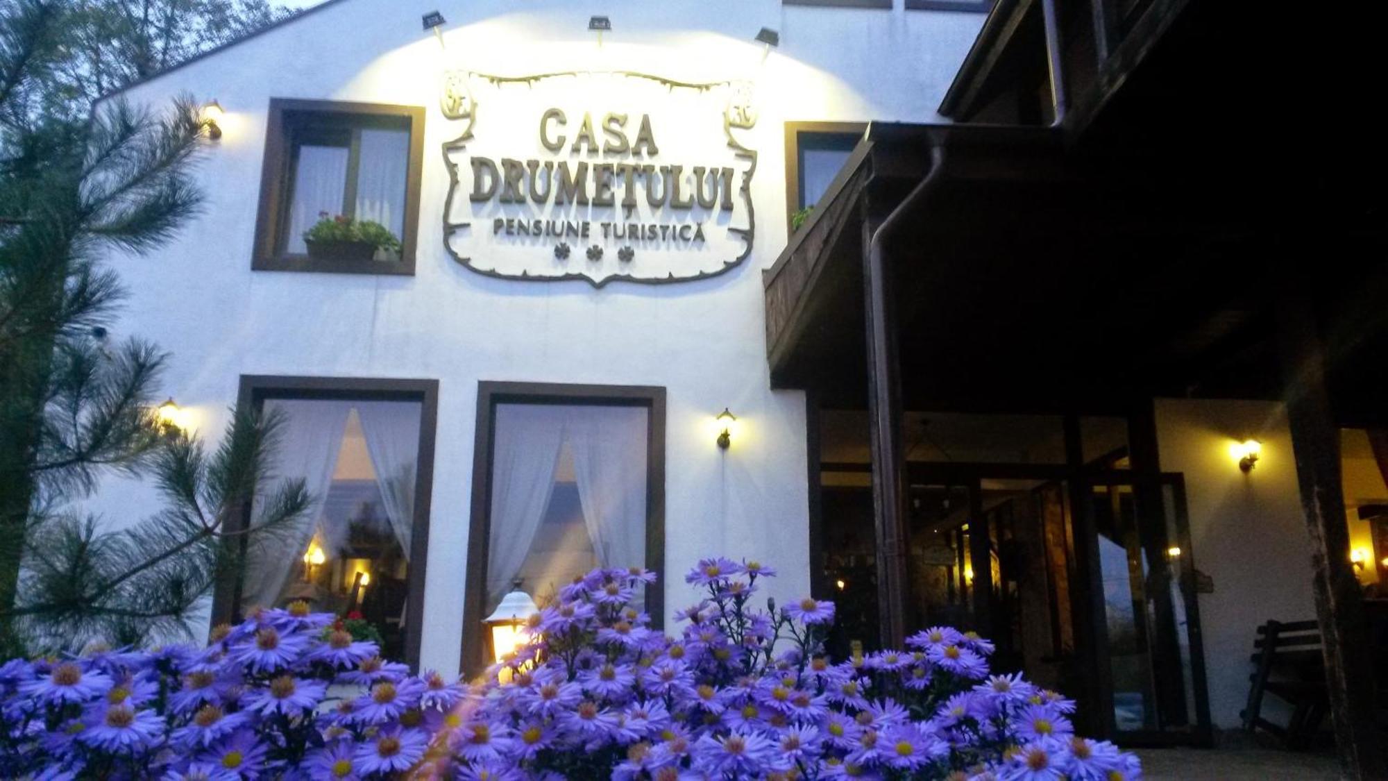 Pension Casa Drumetului เปียตราเนียมซ์ ภายนอก รูปภาพ