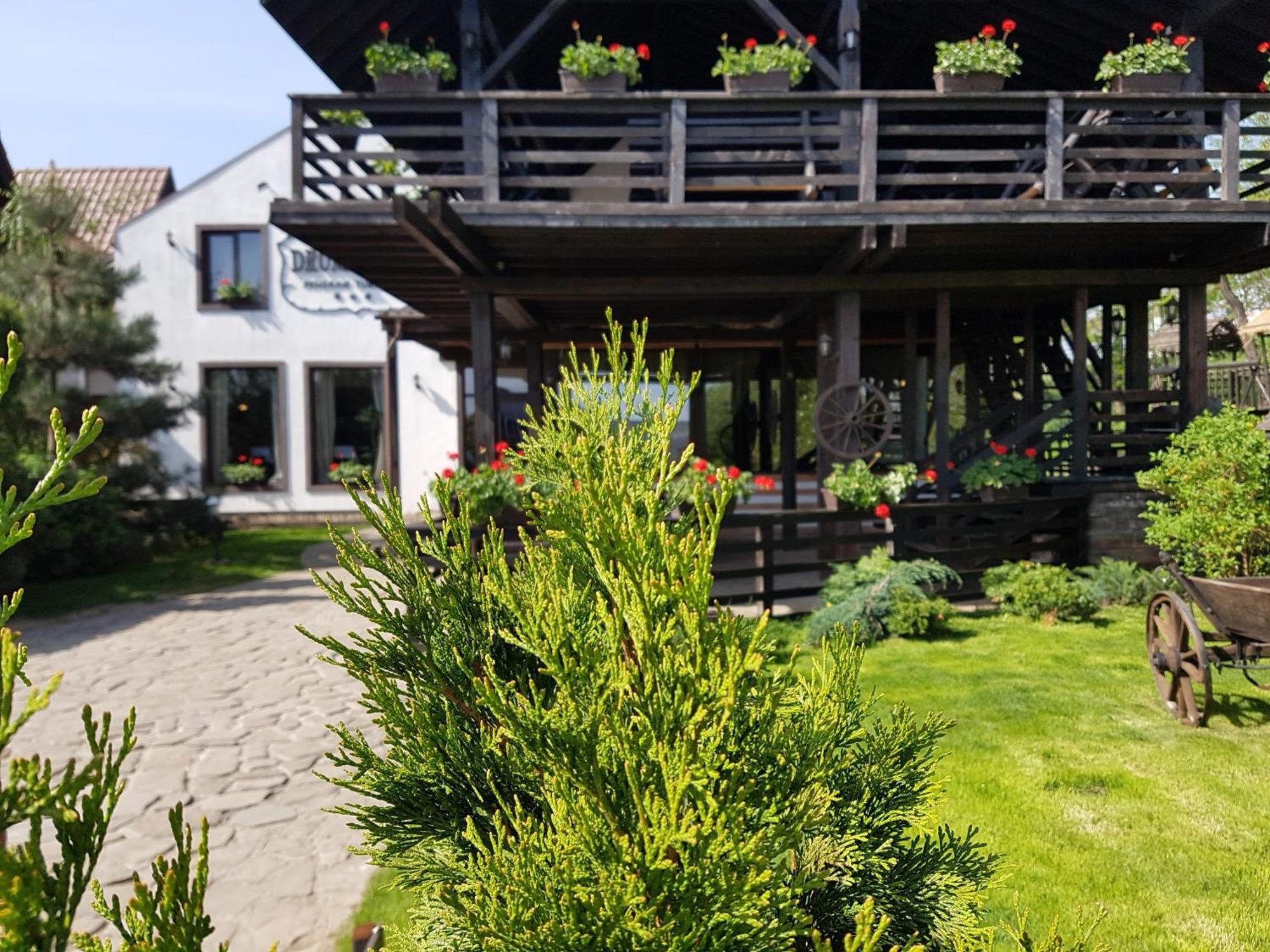 Pension Casa Drumetului เปียตราเนียมซ์ ภายนอก รูปภาพ